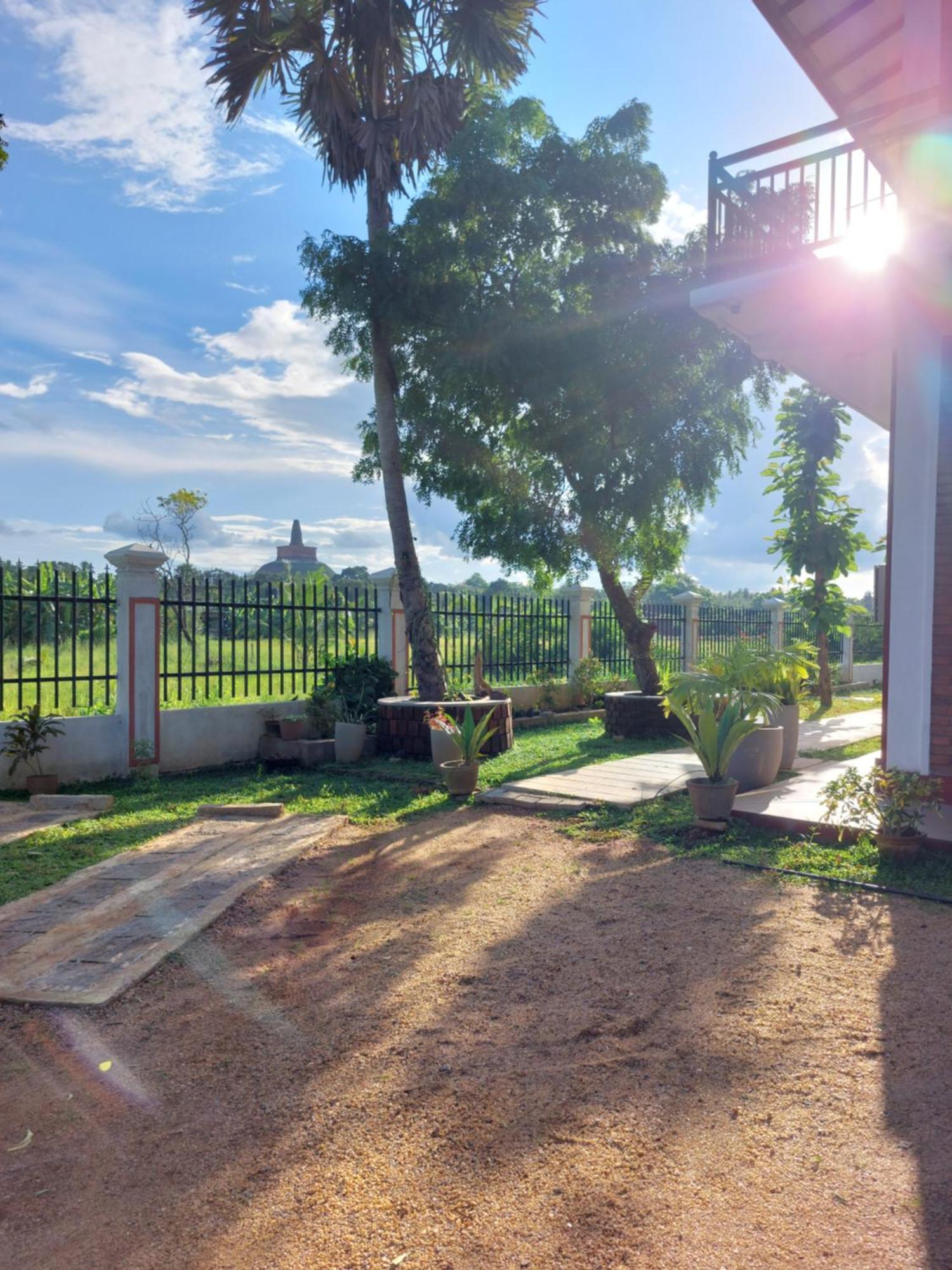 Green Shield Resort Anuradhapura Exterior photo