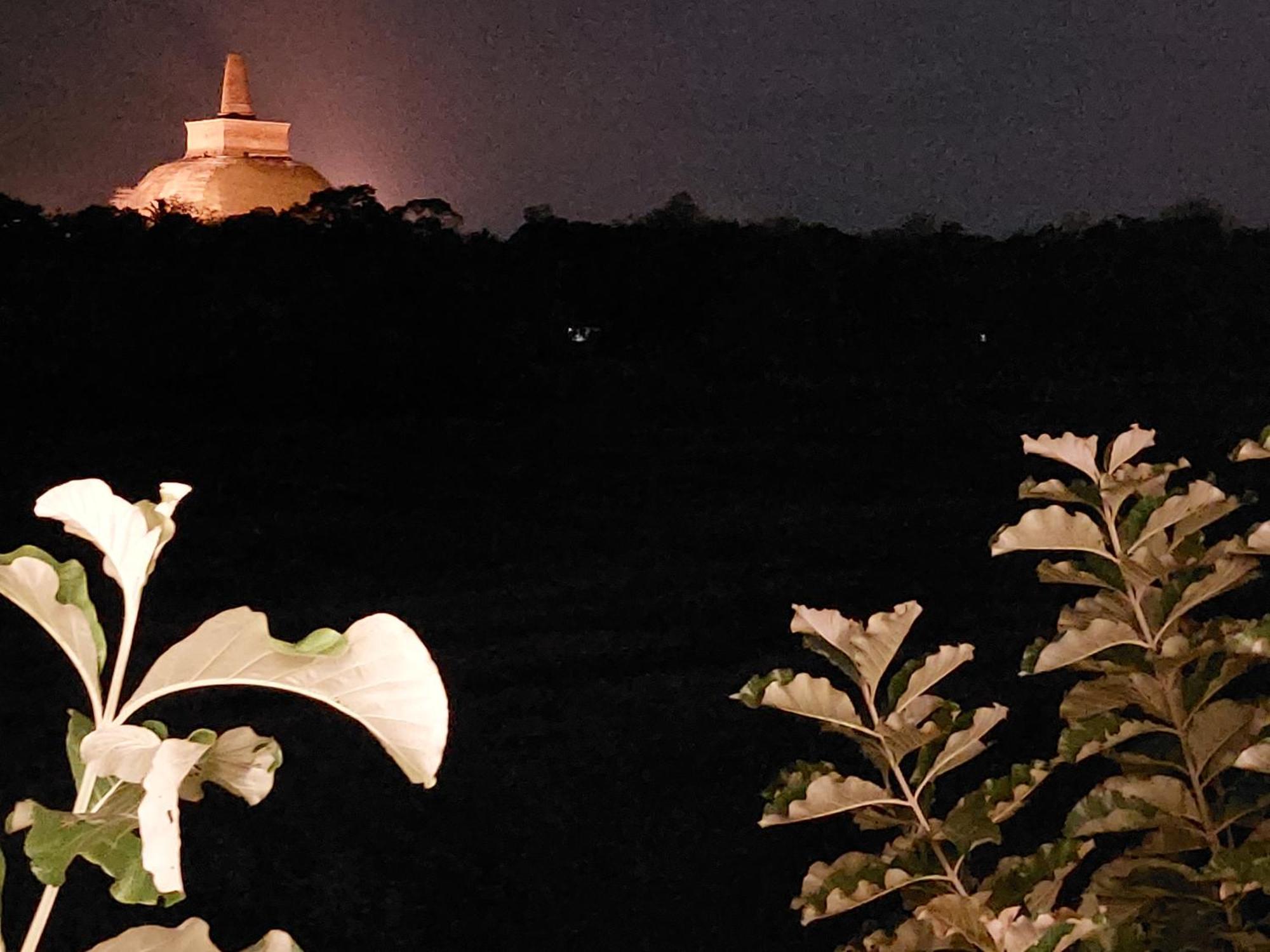 Green Shield Resort Anuradhapura Room photo